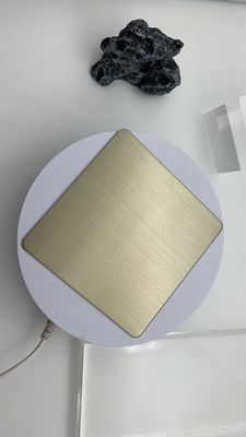 Хорошая цена Нержавеющая сталь вешалка Металлическая одежда вешалки Металлические ногти файл Нержавеющая сталь онлайн