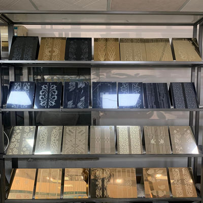 Хорошая цена Декоративное 201 304 316 Гравированное зеркало 8K Основной цвет Нержавеющая сталь Лист для лифта онлайн