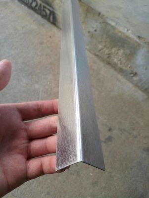 Хорошая цена нержавеющая сталь l канал 1.0mm уравновешивает титан плакировкой вакуума PVD онлайн