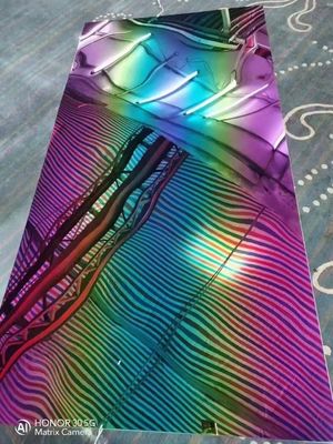 Хорошая цена Многоцветная радужная зеркало искусство цветные листы из нержавеющей стали 3,0 мм для украшения онлайн