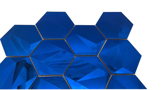 Хорошая цена Люксовое искусство сапфир зеркало шестиугольная трехмерная металлическая мозаика 3D модель дизайн для бара Дома в деревне отеля онлайн