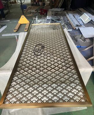 Хорошая цена Slim Design Нержавеющая сталь экрана перегородки с PVD покрытия титана и зеркала 8k поляк для декоративного пространства разделителя онлайн