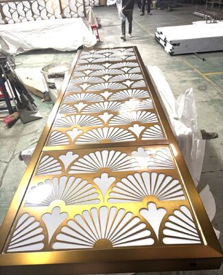 Хорошая цена Перегородка из нержавеющей стали для выставочного зала онлайн